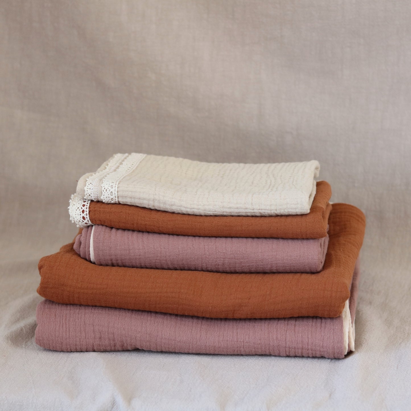 Duży muślinowy kocyk dwuwarstwowy 100x110 cm