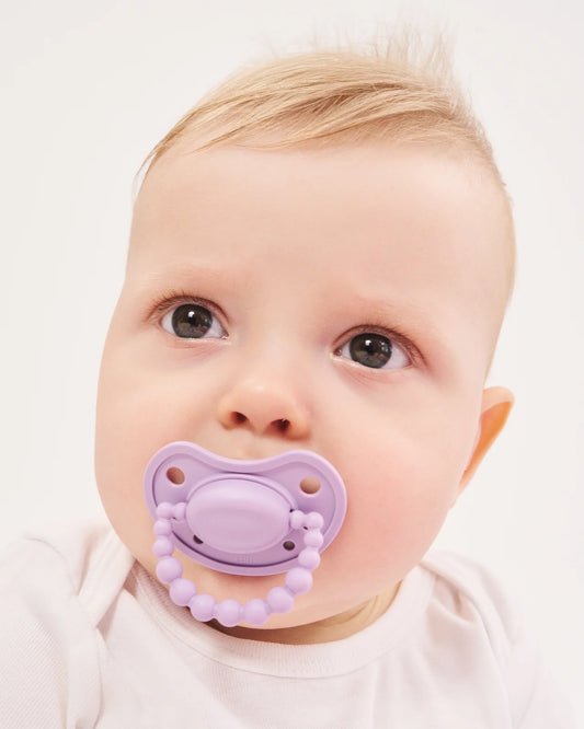 LUU French Lavender 6+ m – smoczek wspierający rozwój starszych niemowląt
