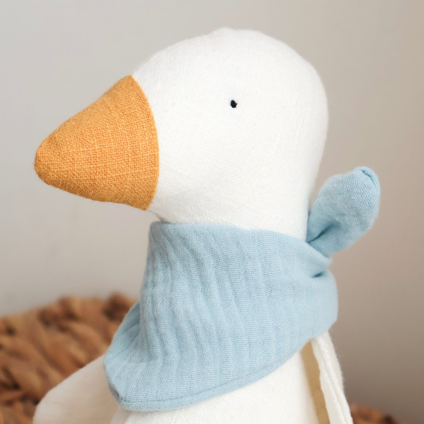 Lniana gąska przytulanka dla niemowlaka - Baby Blue