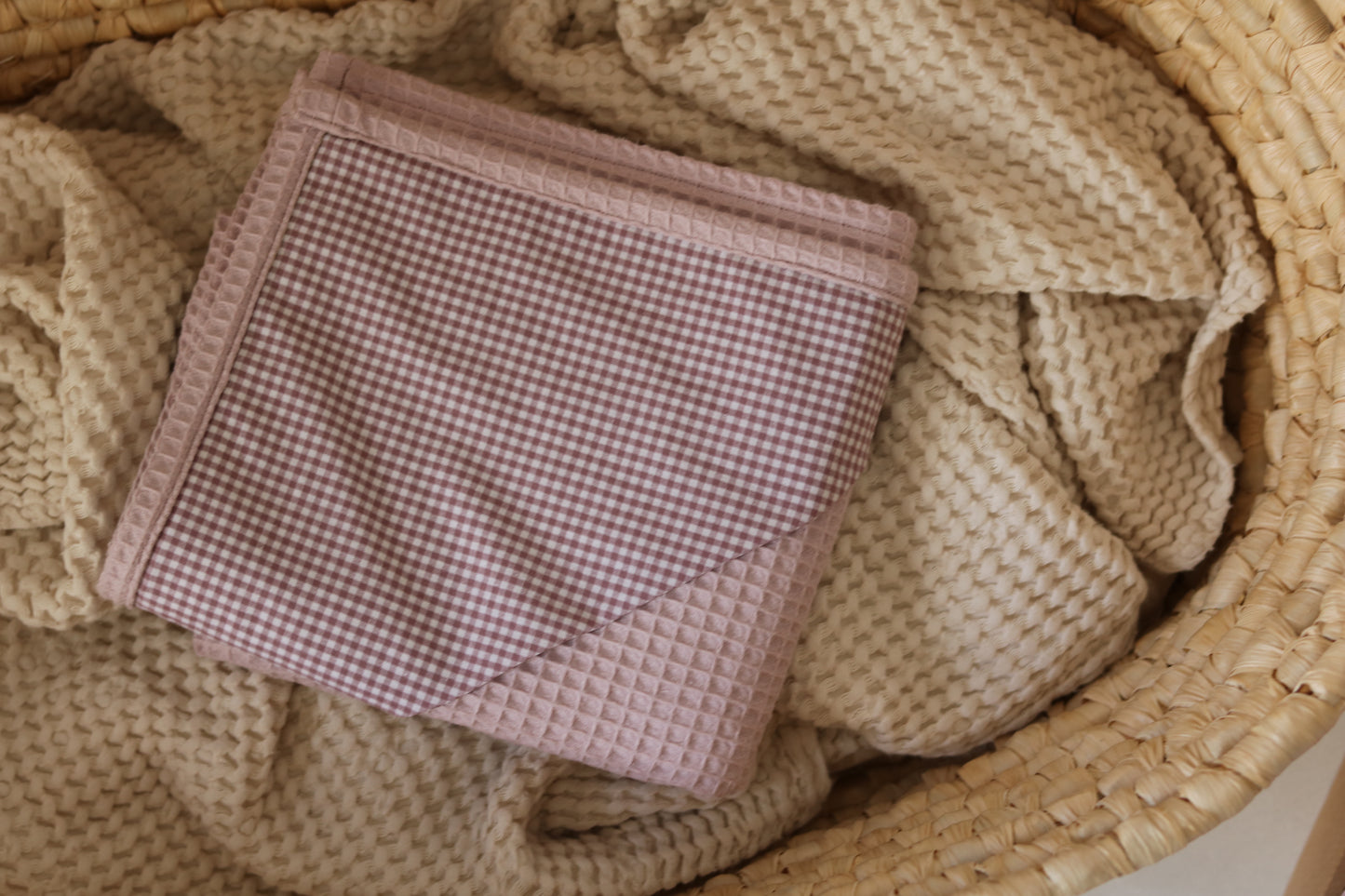 Kocyk waflowy z bawełnianym kapturem 60x90 cm