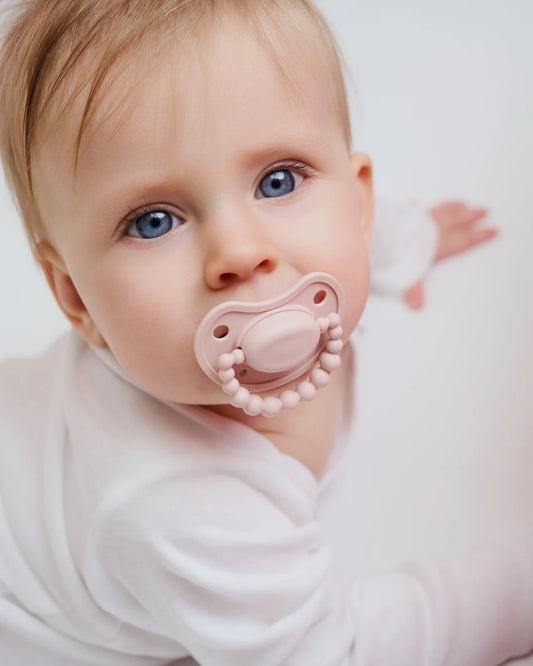 Smoczek pozycjonujący LUU Velvet Blush 0–3 m – dla noworodków